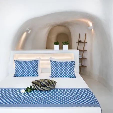 Maregio Oia (Santorini)